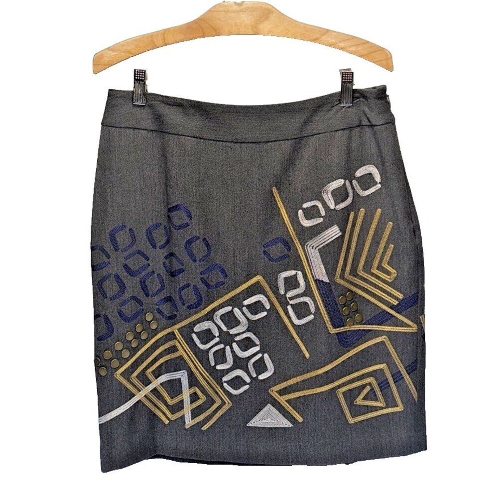 Peter Nygard Pencil Skirt Charcoal Gray Geometric Embroidered Sz 8 NWOT Career